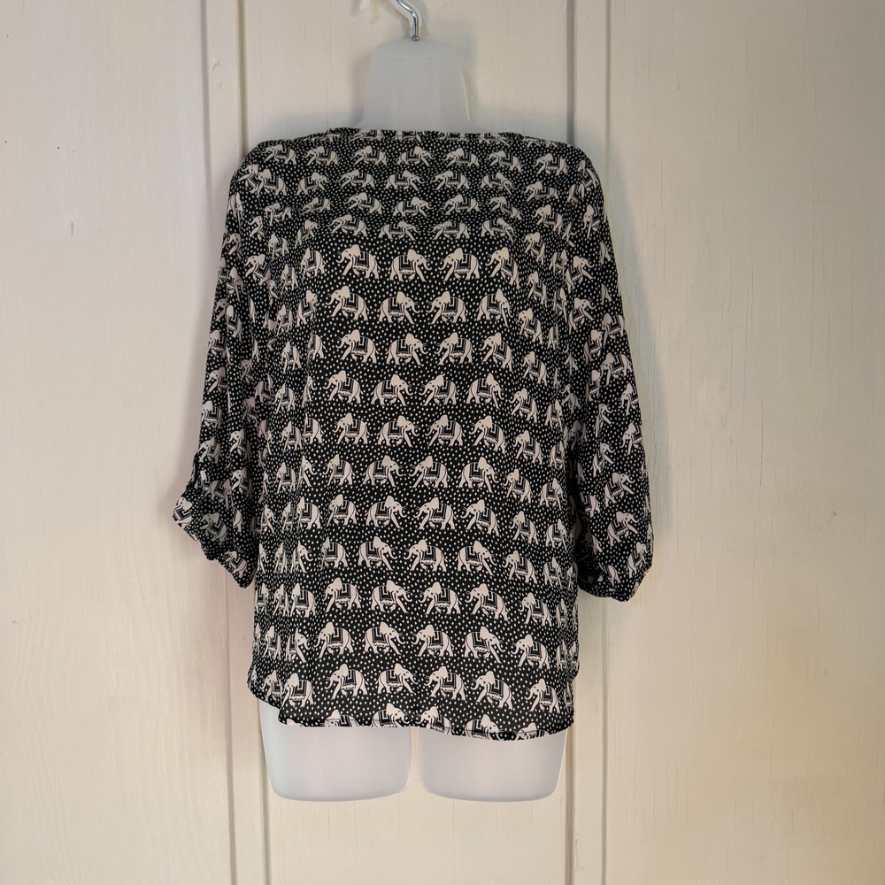 Pixley Blouse Womens Small Black Elephant Print 3/4 Sleeve Round Neck Top